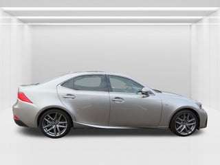 2017 Lexus IS