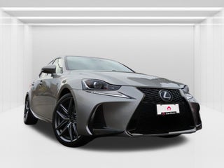 2017 Lexus IS