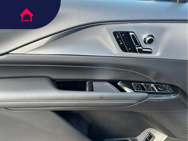 2024 Cadillac LYRIQ