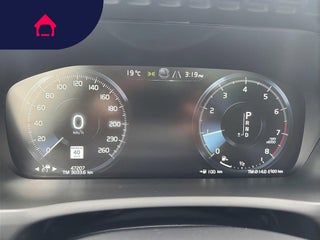 2022 Volvo XC90