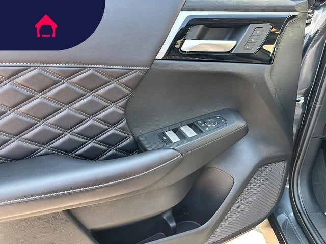 2025 Mitsubishi Outlander Plug-In Hybrid