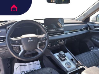 2024 Mitsubishi Outlander