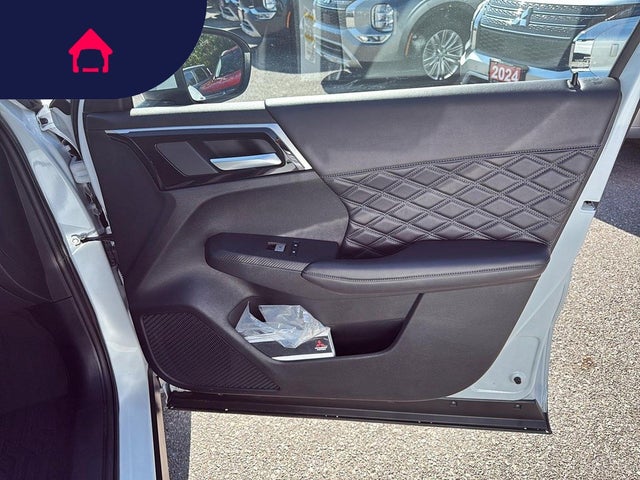 2024 Mitsubishi Outlander