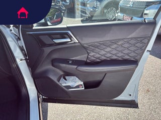 2024 Mitsubishi Outlander