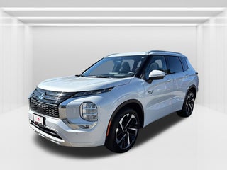 2025 Mitsubishi Outlander Plug-In Hybrid