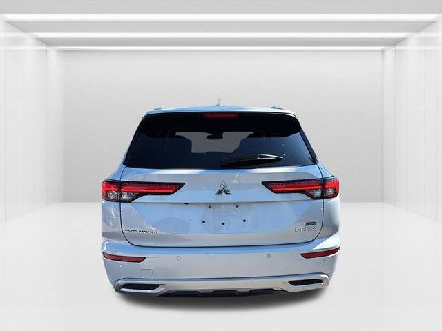 2025 Mitsubishi Outlander Plug-In Hybrid