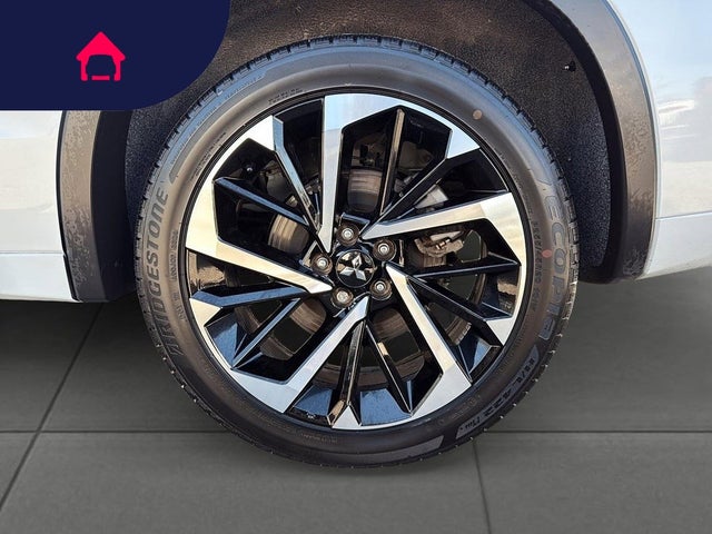 2025 Mitsubishi Outlander Plug-In Hybrid