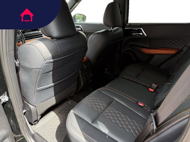 2024 Mitsubishi Outlander Plug-In Hybrid