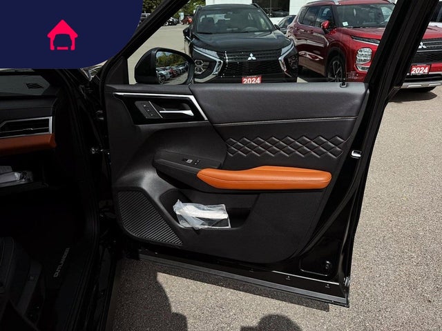 2024 Mitsubishi Outlander Plug-In Hybrid
