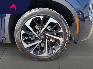 2025 Mitsubishi Outlander Plug-In Hybrid