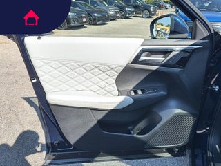 2025 Mitsubishi Outlander Plug-In Hybrid