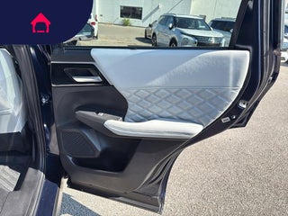2025 Mitsubishi Outlander Plug-In Hybrid