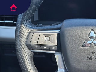 2025 Mitsubishi Outlander Plug-In Hybrid