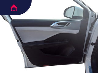 2025 Volkswagen Taos