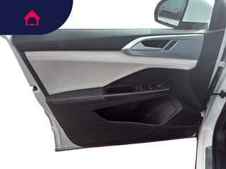 2025 Volkswagen Taos