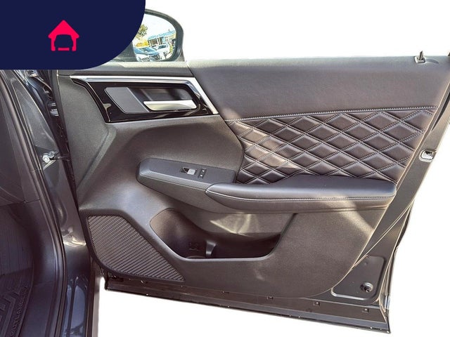 2024 Mitsubishi Outlander