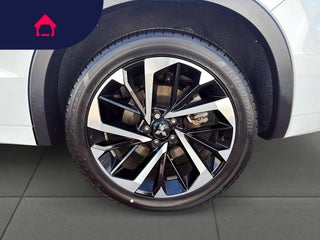 2024 Mitsubishi Outlander Plug-In Hybrid