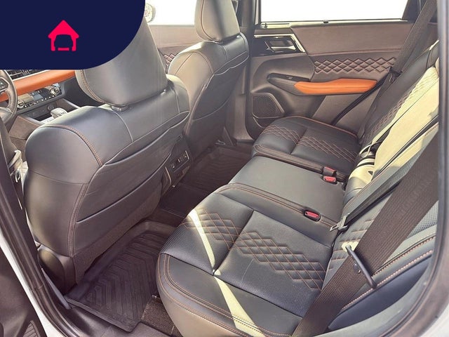 2024 Mitsubishi Outlander Plug-In Hybrid