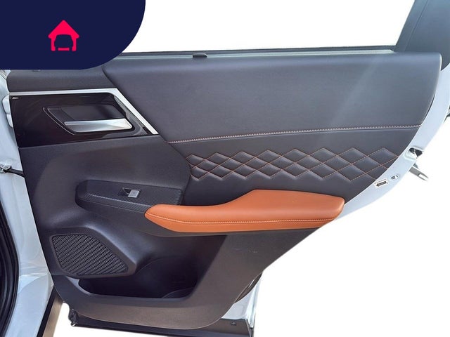 2024 Mitsubishi Outlander Plug-In Hybrid