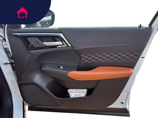 2024 Mitsubishi Outlander Plug-In Hybrid