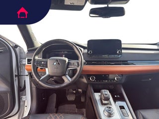 2024 Mitsubishi Outlander Plug-In Hybrid