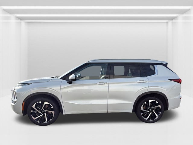 2023 Mitsubishi Outlander