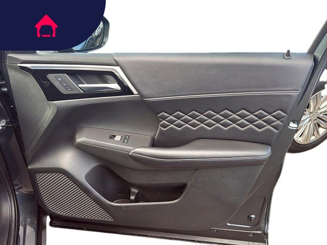 2025 Mitsubishi Outlander Plug-In Hybrid