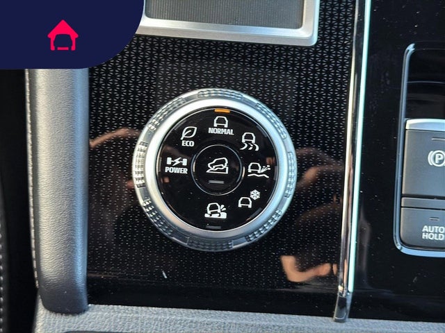 2025 Mitsubishi Outlander Plug-In Hybrid