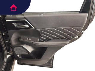 2025 Mitsubishi Outlander Plug-In Hybrid