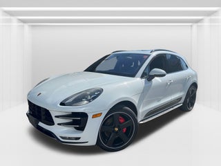 2017 Porsche Macan