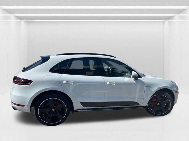 2017 Porsche Macan