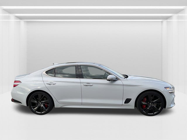 2022 Genesis G70