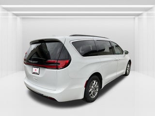 2022 Chrysler Pacifica