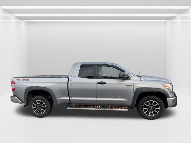 2016 Toyota Tundra 4WD Truck
