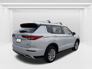 2024 Mitsubishi Outlander Plug-In Hybrid