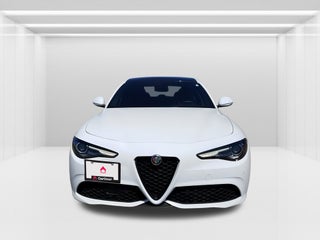 2022 Alfa Romeo Giulia