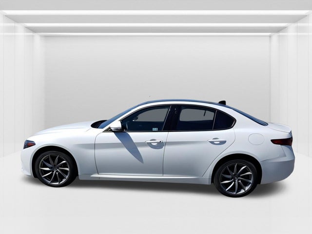 2022 Alfa Romeo Giulia