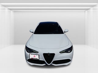 2022 Alfa Romeo Giulia