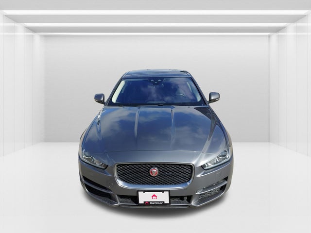2018 Jaguar XE