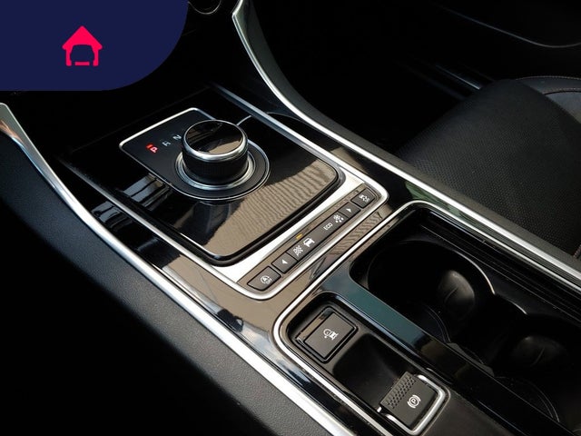2018 Jaguar XE