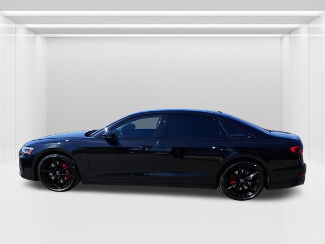 2022 Audi S8