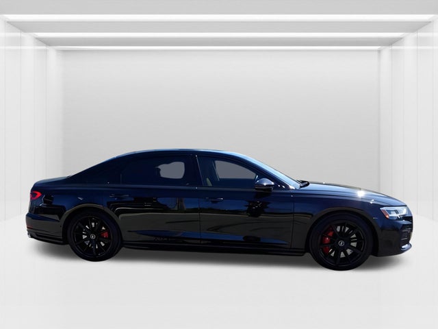 2022 Audi S8