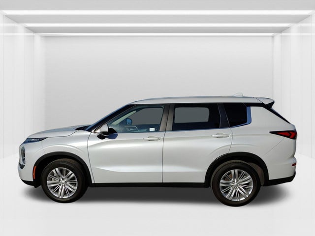2023 Mitsubishi Outlander
