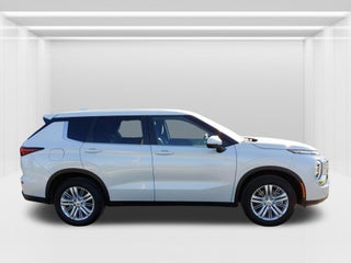 2023 Mitsubishi Outlander