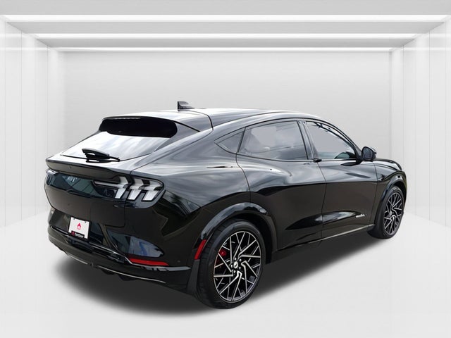 2022 Ford Mustang Mach-E