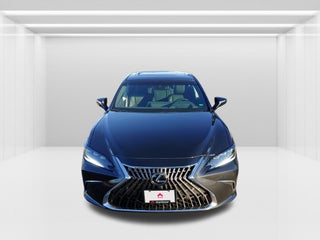 2025 Lexus ES 300h