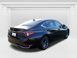 2025 Lexus ES 300h