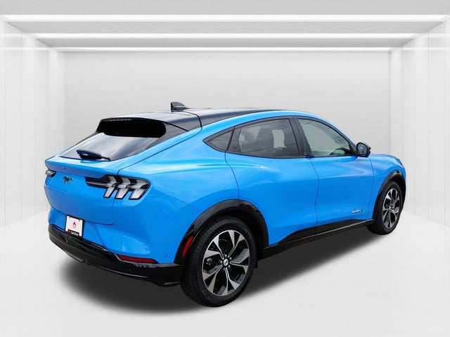2022 Ford Mustang Mach-E