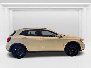2017 Mercedes-Benz GLA