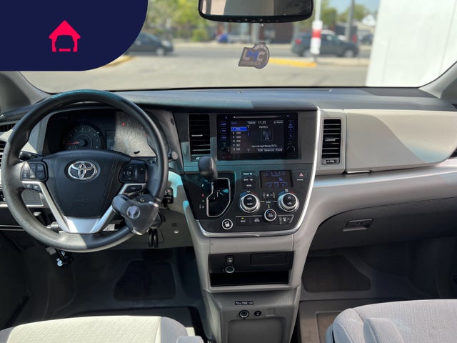2015 Toyota Sienna